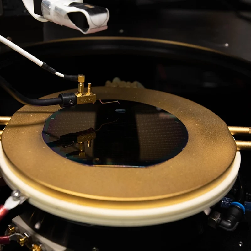 epitaxial wafer being made